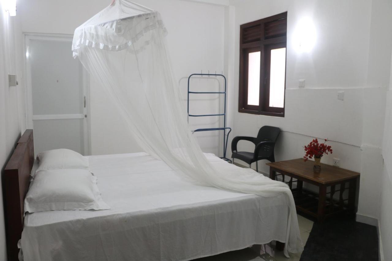 A.V.N Homestay Unawatuna Exterior photo