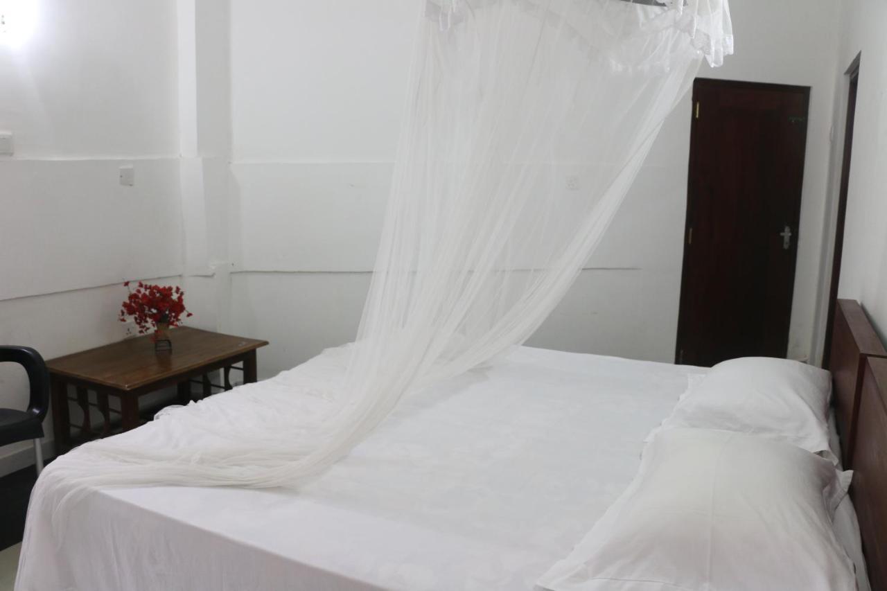 A.V.N Homestay Unawatuna Exterior photo