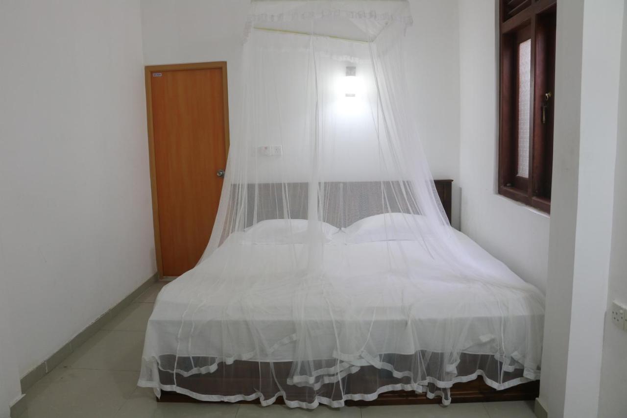 A.V.N Homestay Unawatuna Exterior photo