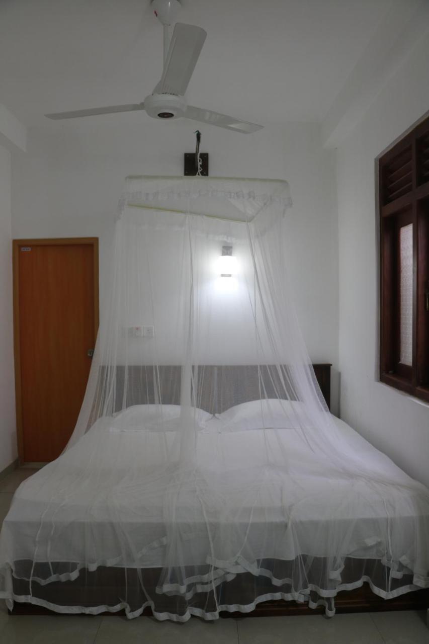 A.V.N Homestay Unawatuna Exterior photo
